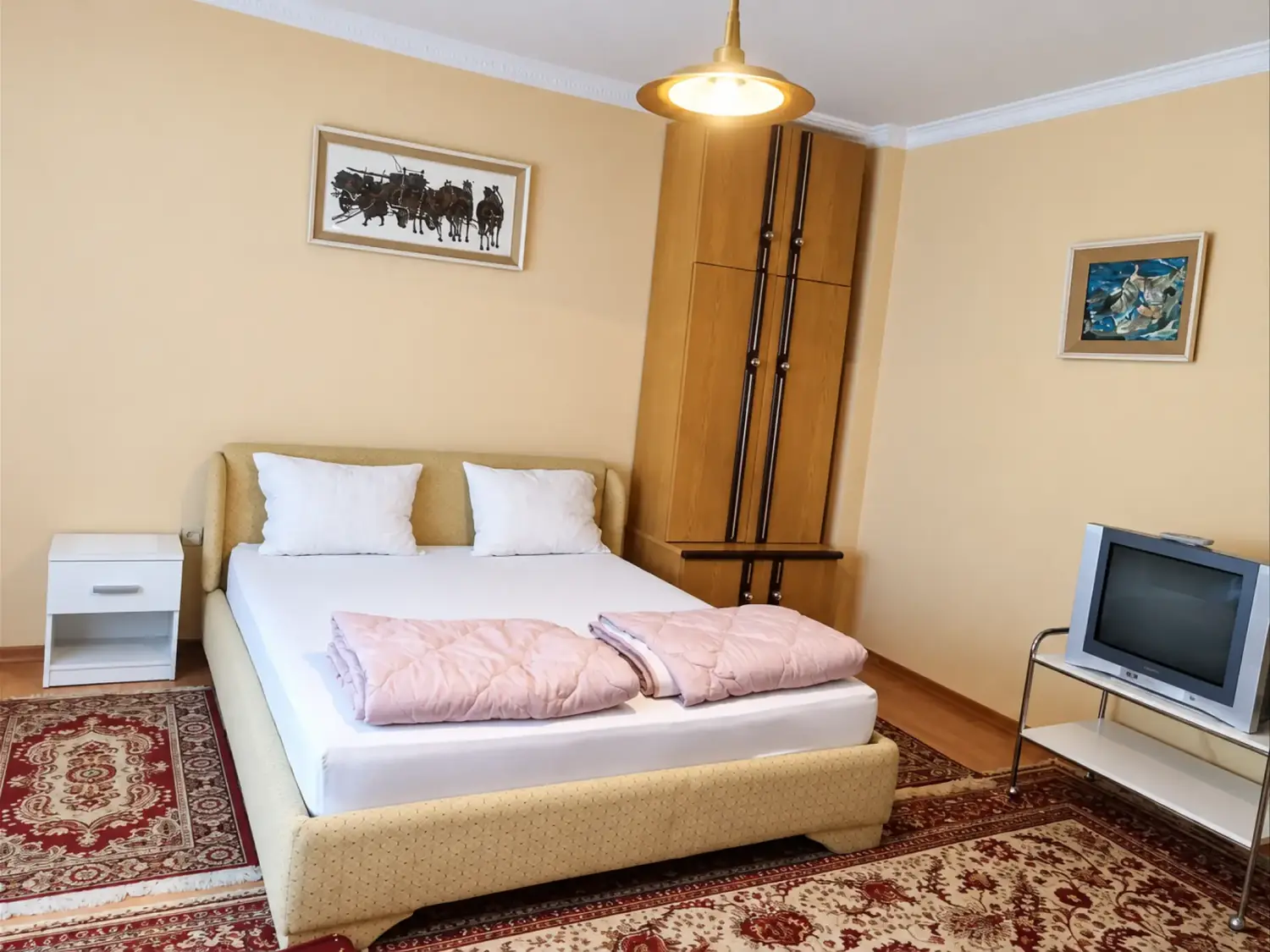 Ćane Rooms