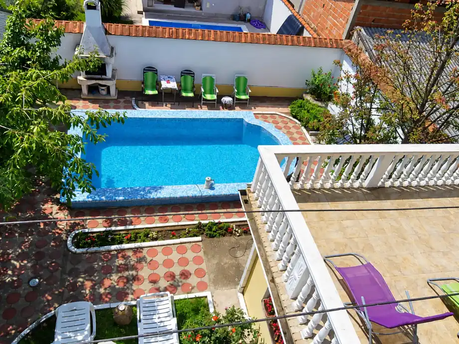 Ćane Rooms